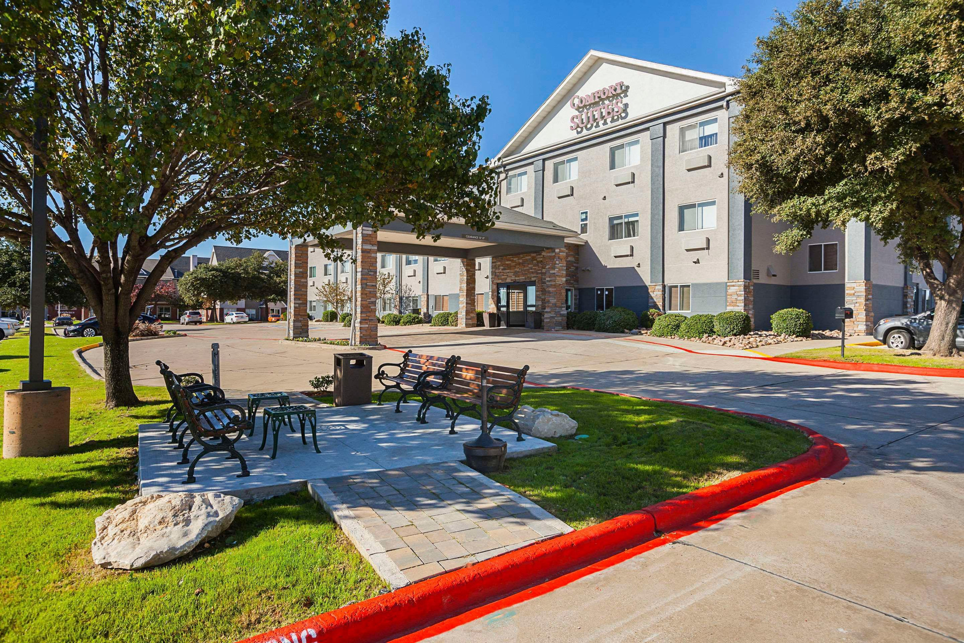 Vista Exterior Comfort Suites Lewisville - Dallas