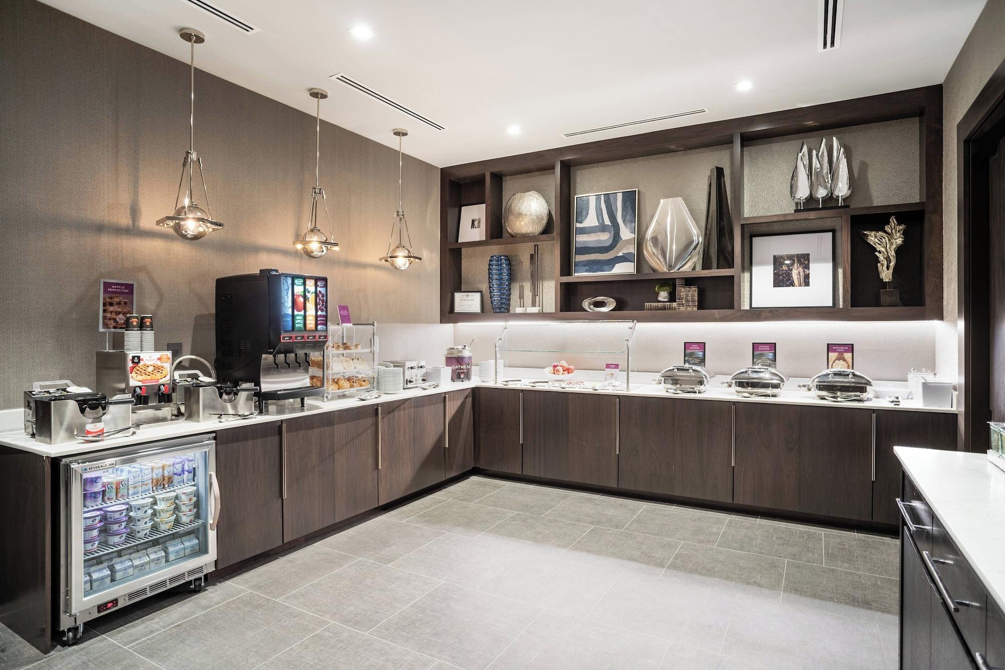 Restaurant Residence Inn by Marriott Weehawken