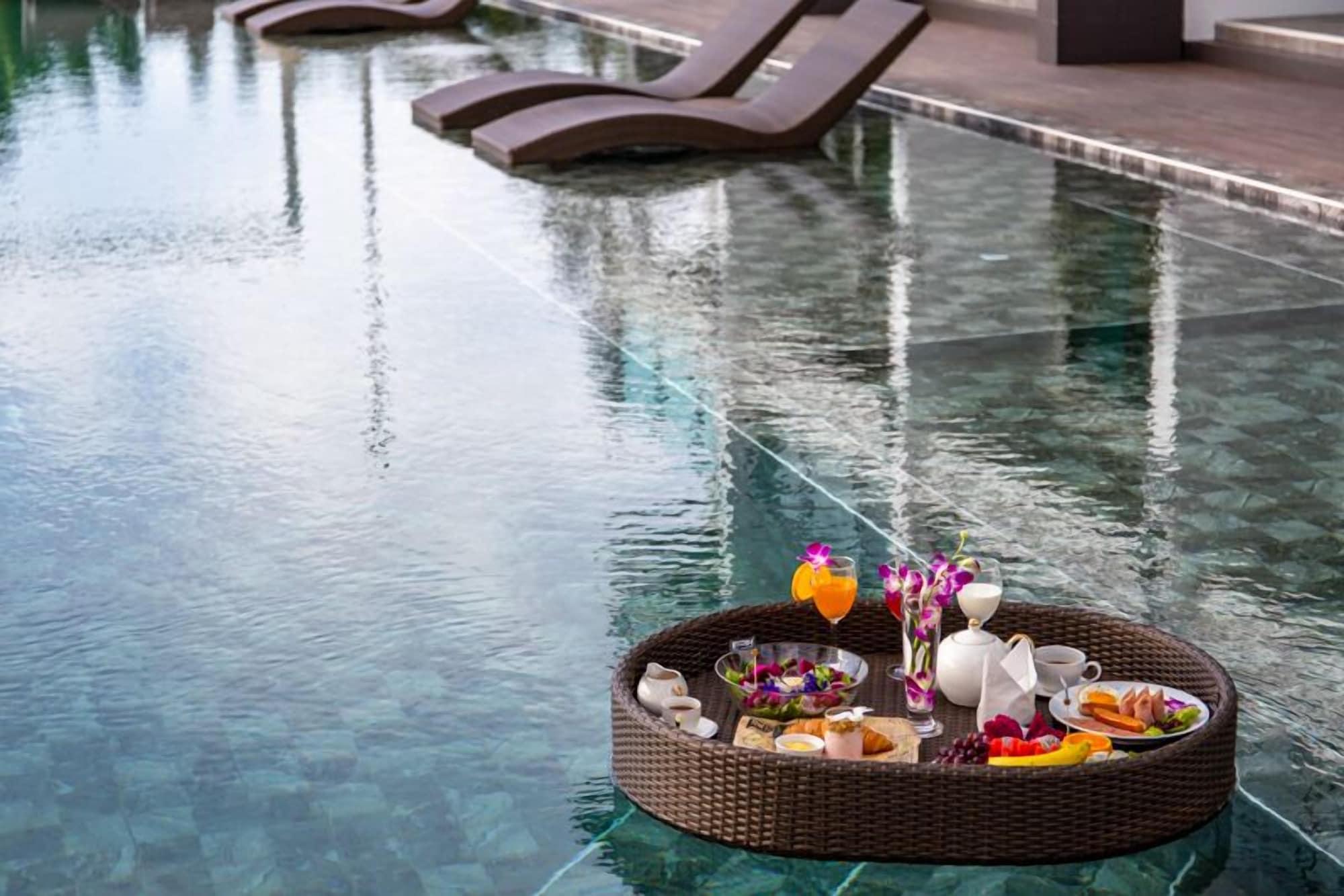Vista Piscina Pim Pool Villa Nan