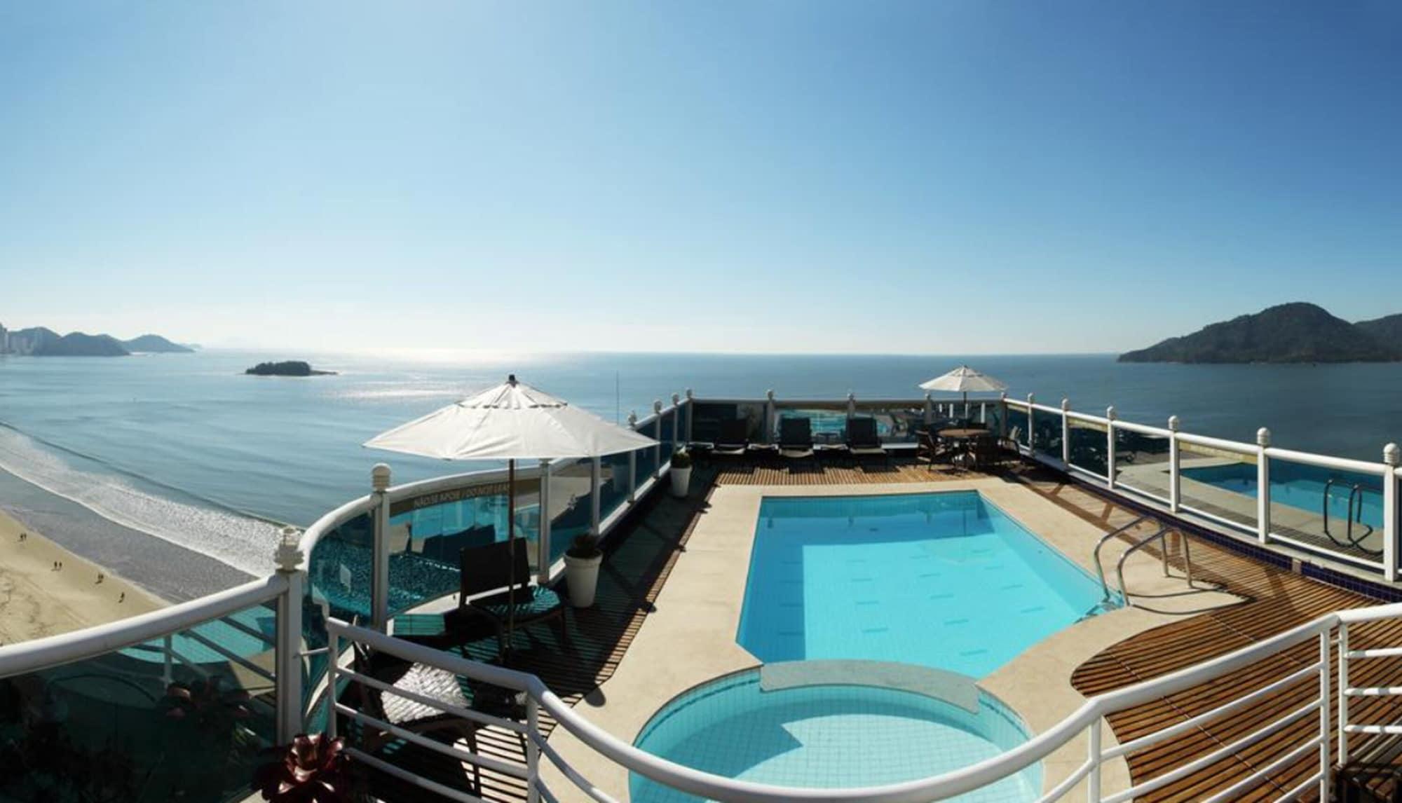 Vista Piscina Hotel Bhally