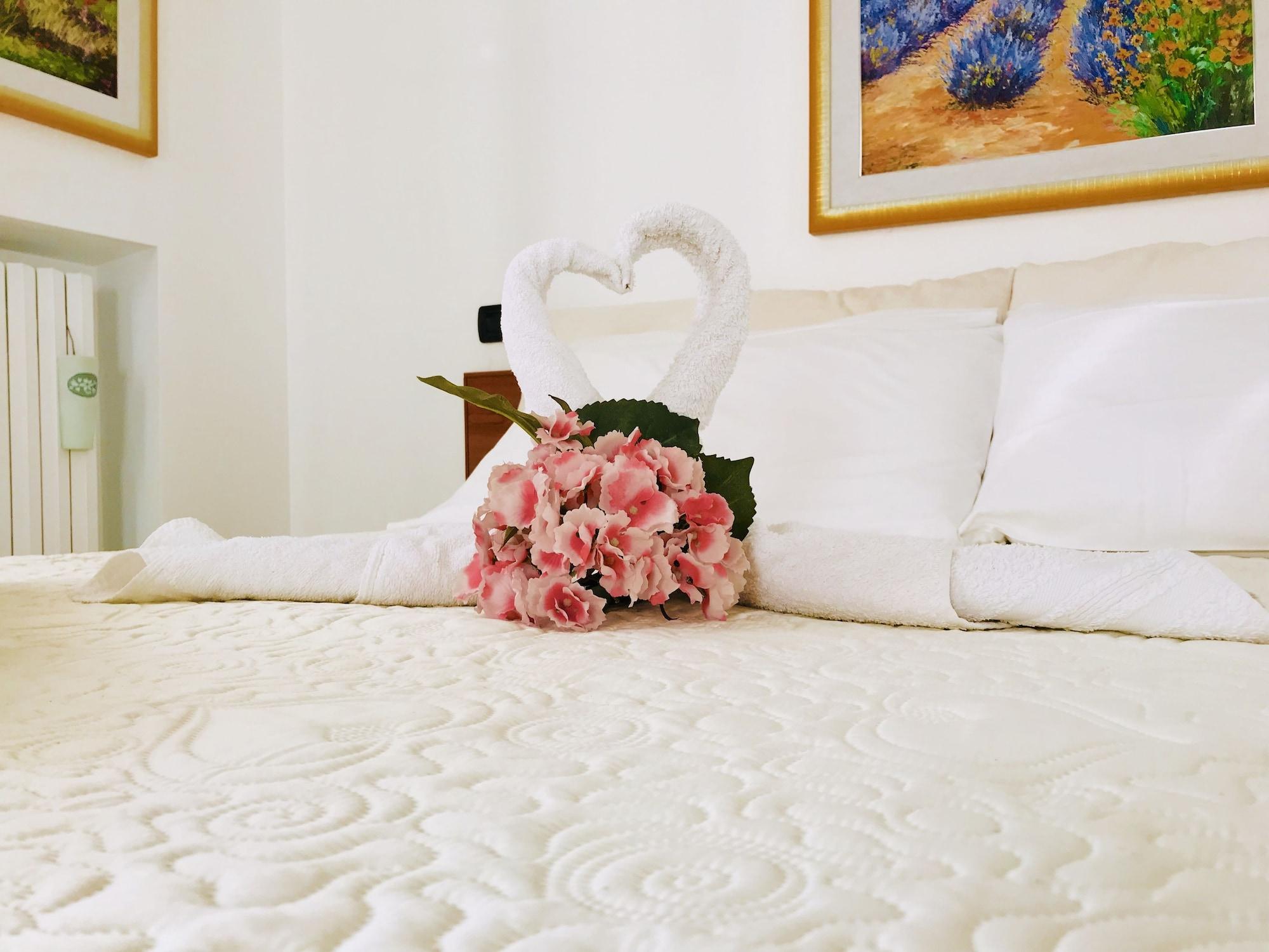 Varios Villa Aurora B&B