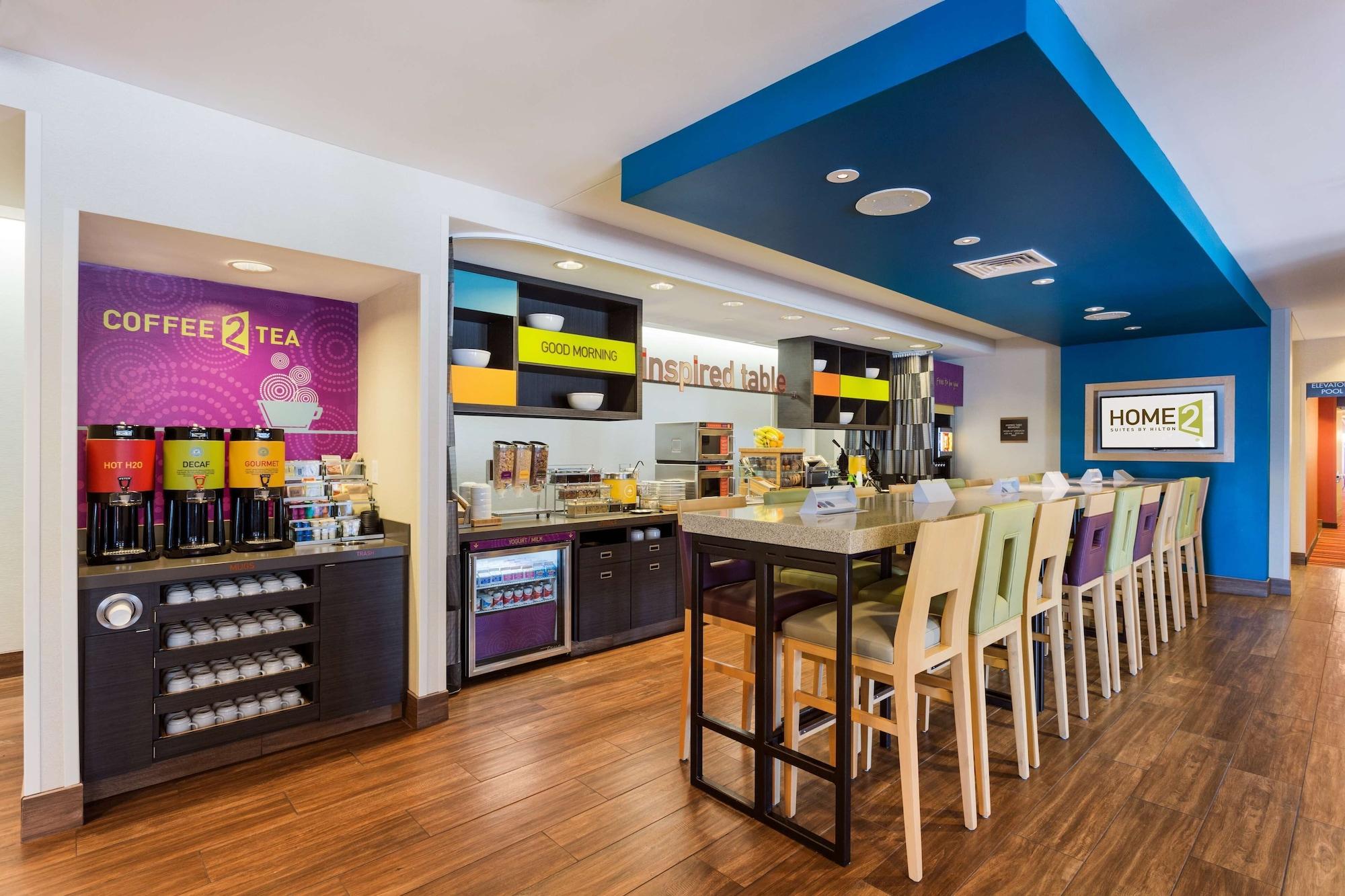 Restaurant Home2 Suites by Hilton Fargo, ND