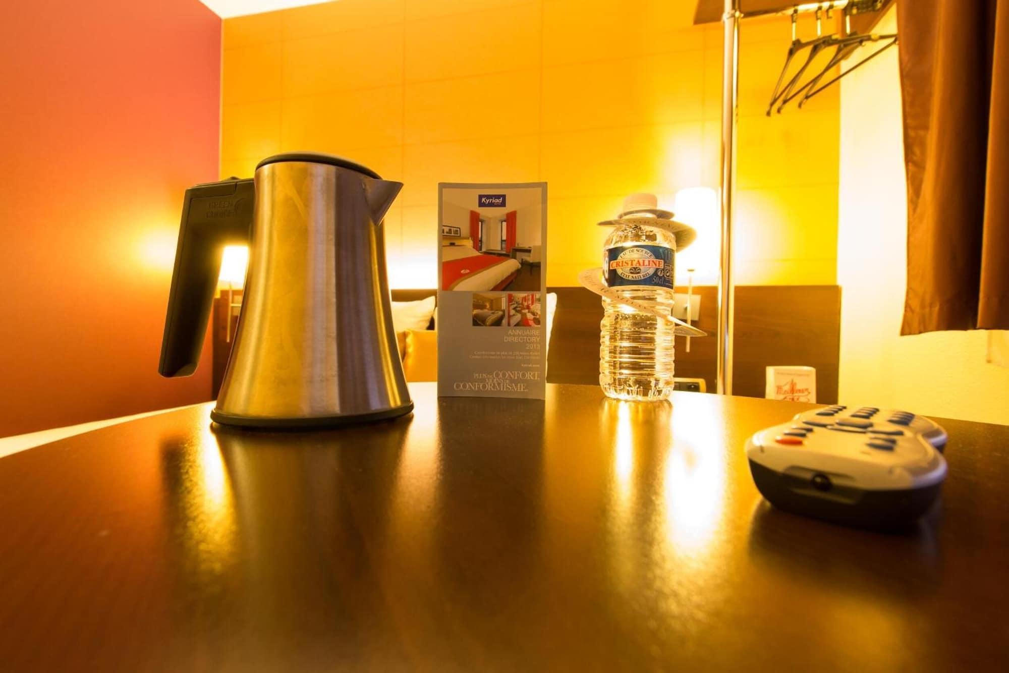 Set de Habitación Hôtel Inn Design Sedan