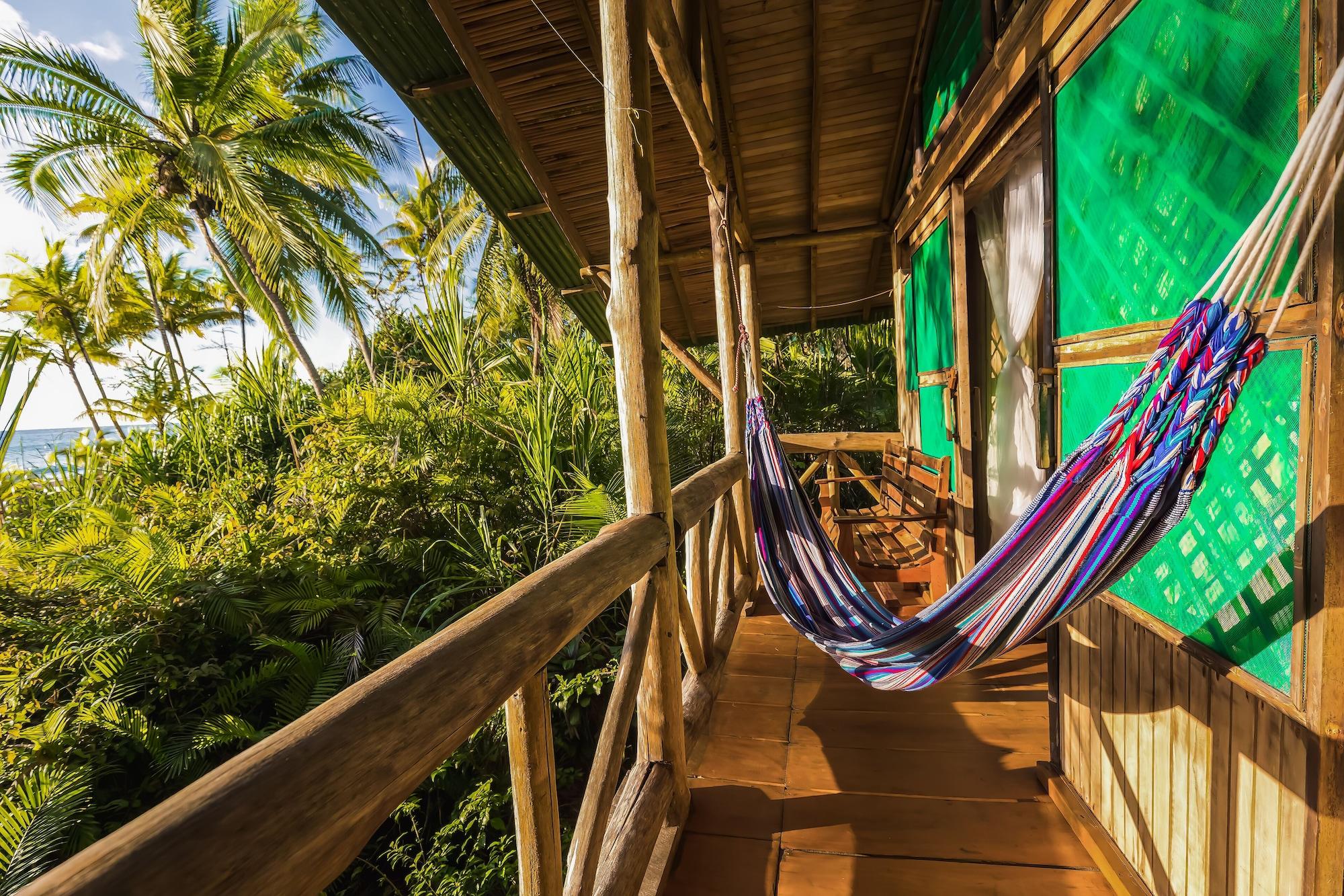 Equipamiento de Habitación Ocean Forest Ecolodge Retreat