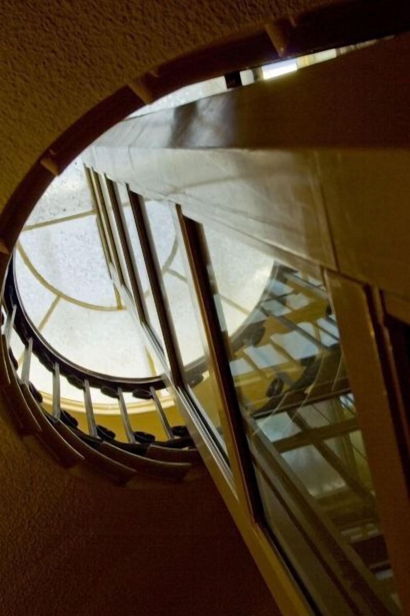 Varios Hotel De l'Opéra