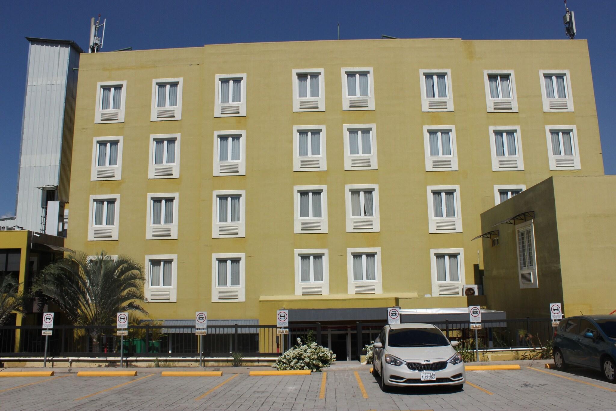 Vista Exterior Beverly Hills: Hotel & Business