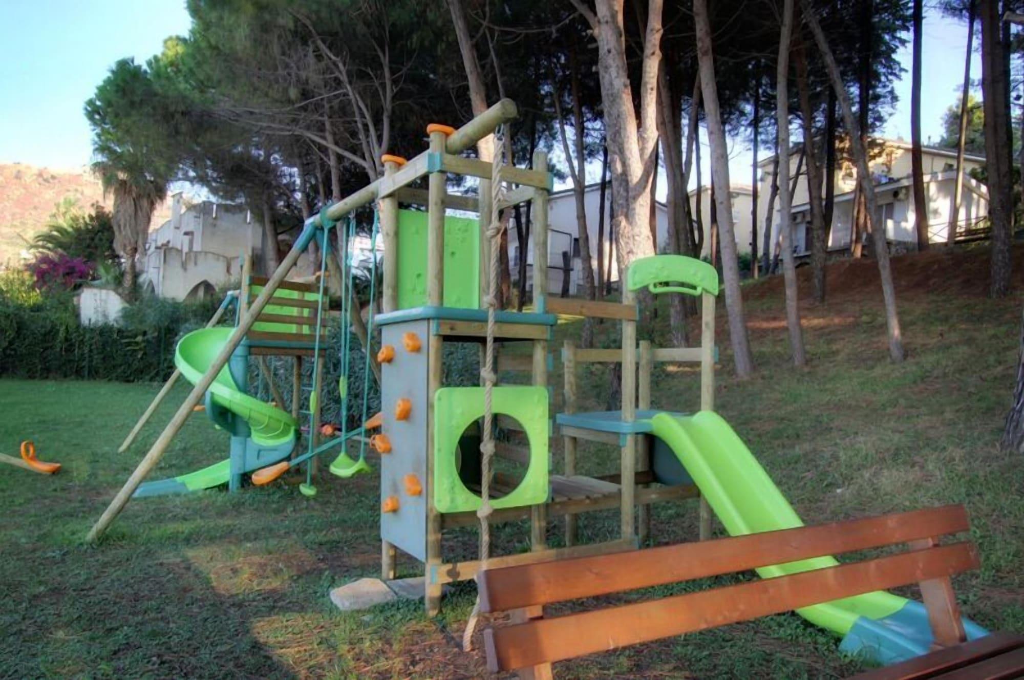 Instalaciones Recreativas Hotel Guardacosta - Surrise