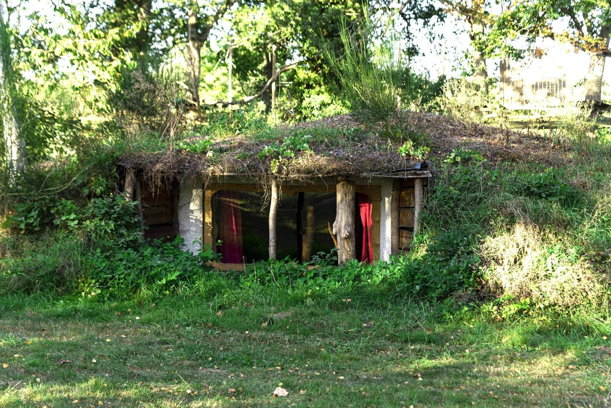 Vista Exterior Le Nid dans les Bruyères