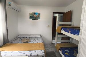 Alquiler Vacacional - House in Maria Farinha. Small family condominium, 5 min from Veneza Water Park