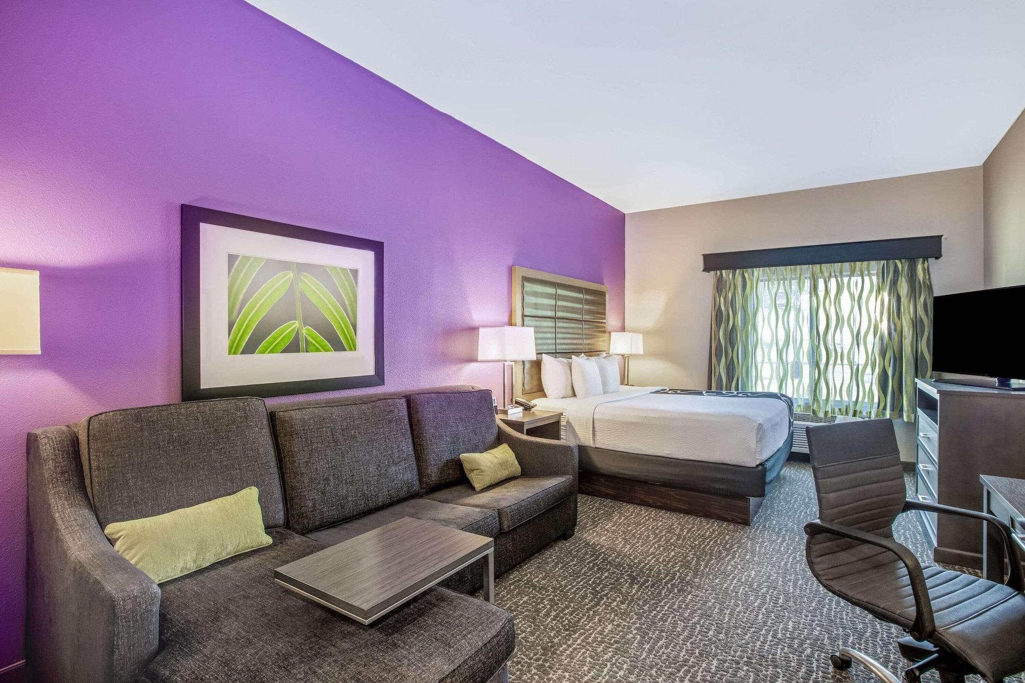 Habitación La Quinta Inn & Suites by Wyndham Kearney
