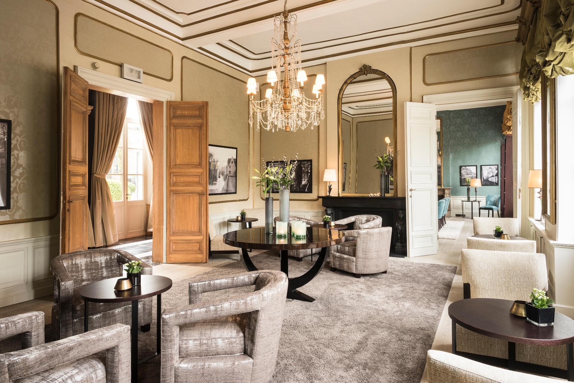 Vista Lobby Dukes’ Palace – by Dukes’ Hotel Collection