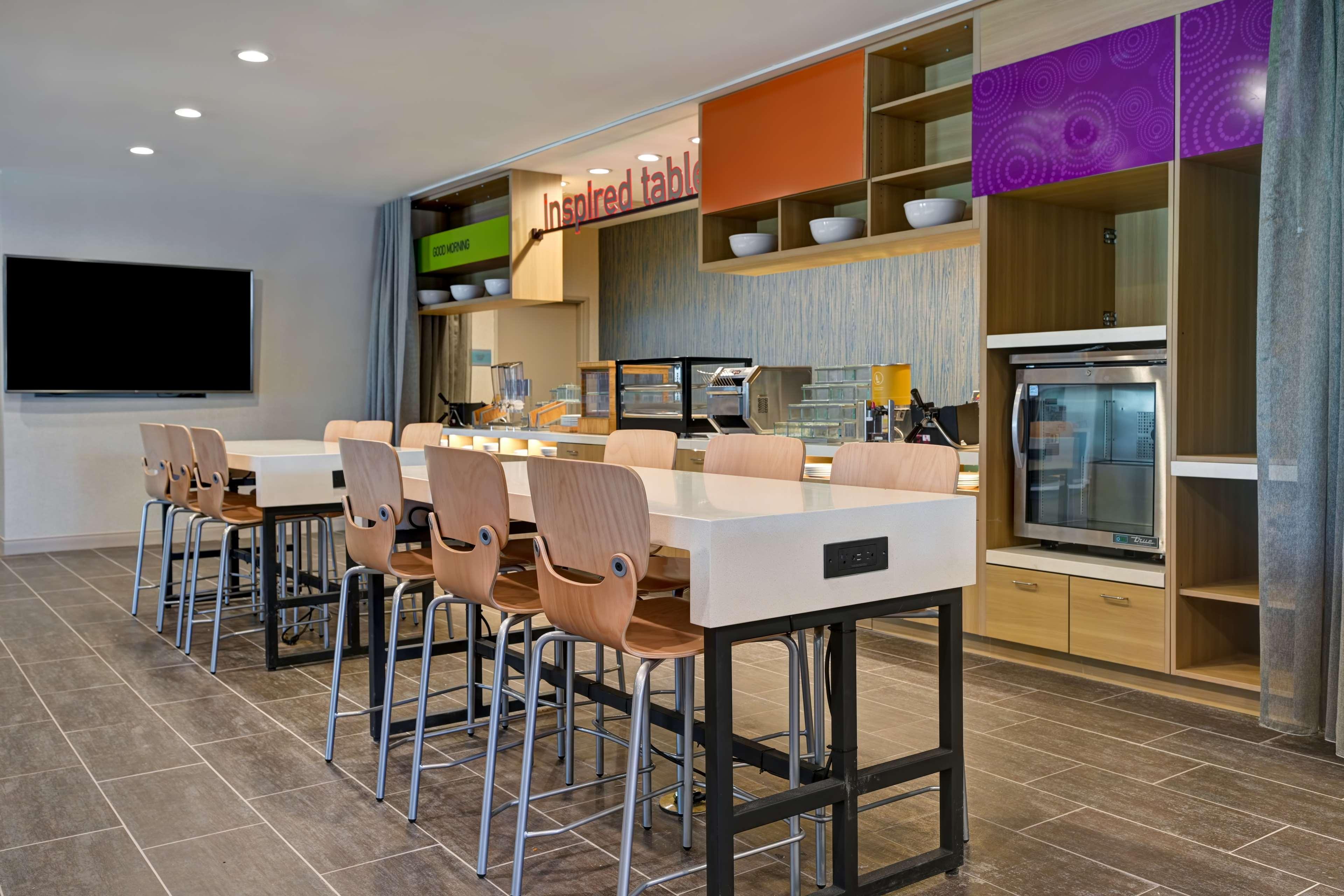 Restaurant Home2 Suites Corpus Christi Southeast