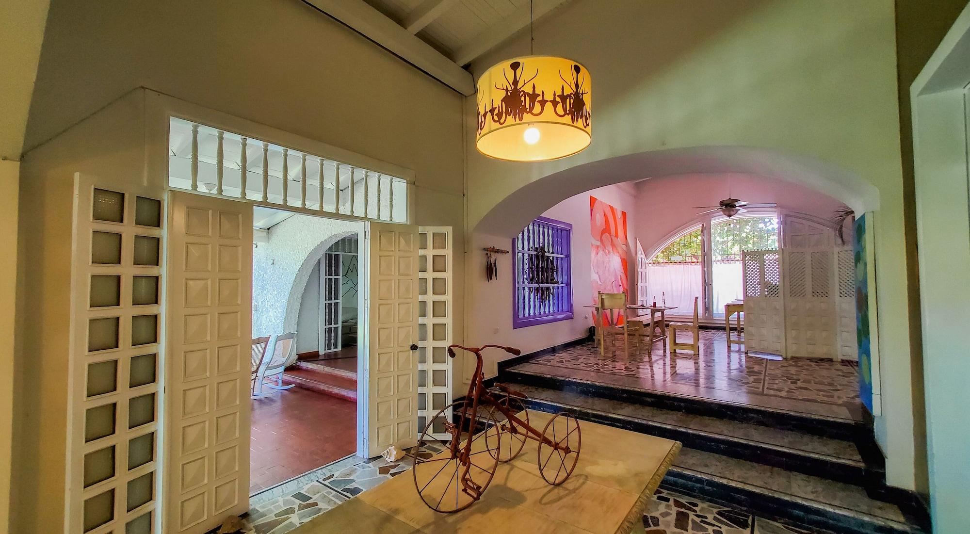 Vista Lobby La Casa Rosalía