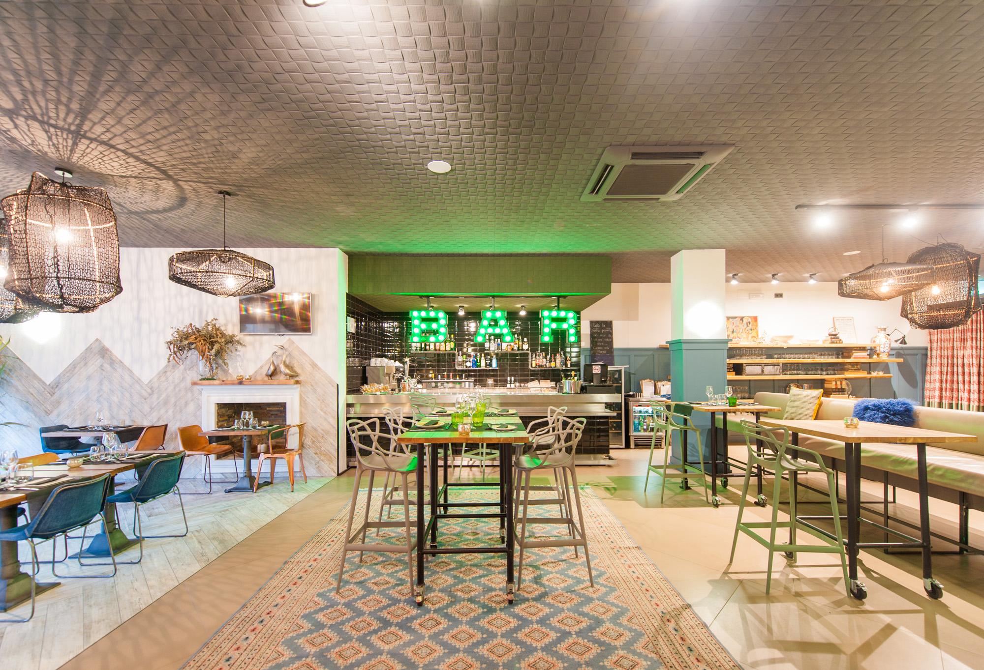 Bar/Salón New Hotel Colón