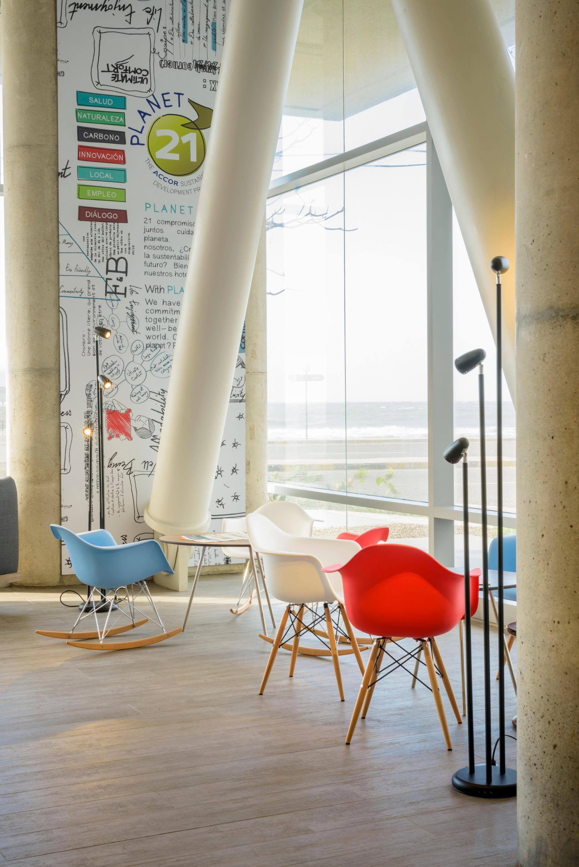 Vista Lobby ibis Cartagena Marbella