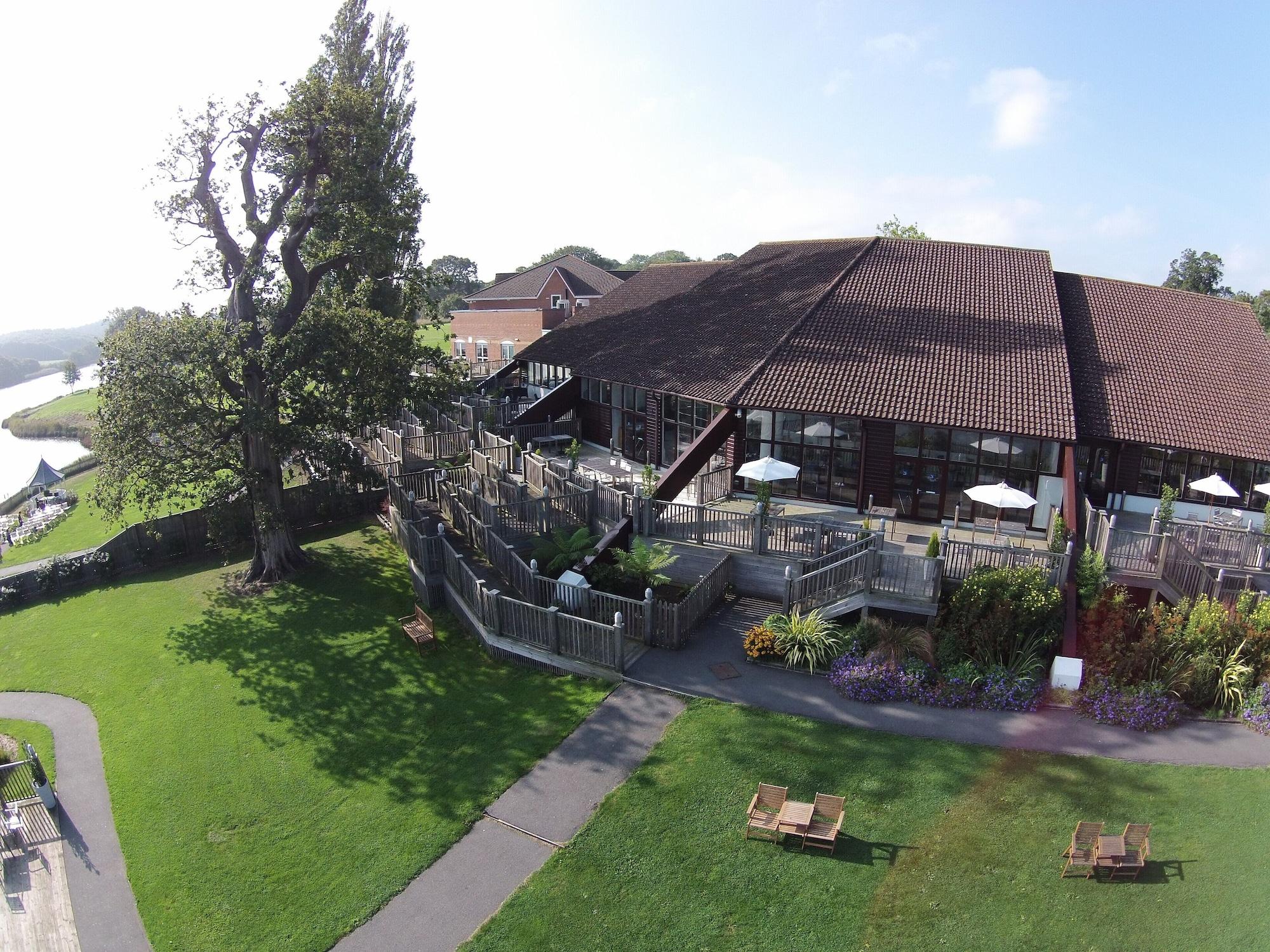 Vista Exterior Lakeside Park Hotel & Spa