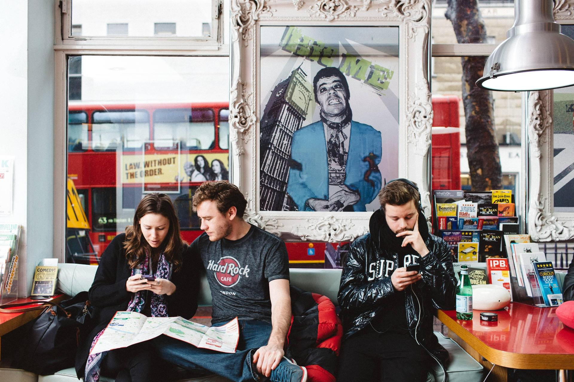 Varios Clink 261 Hostel