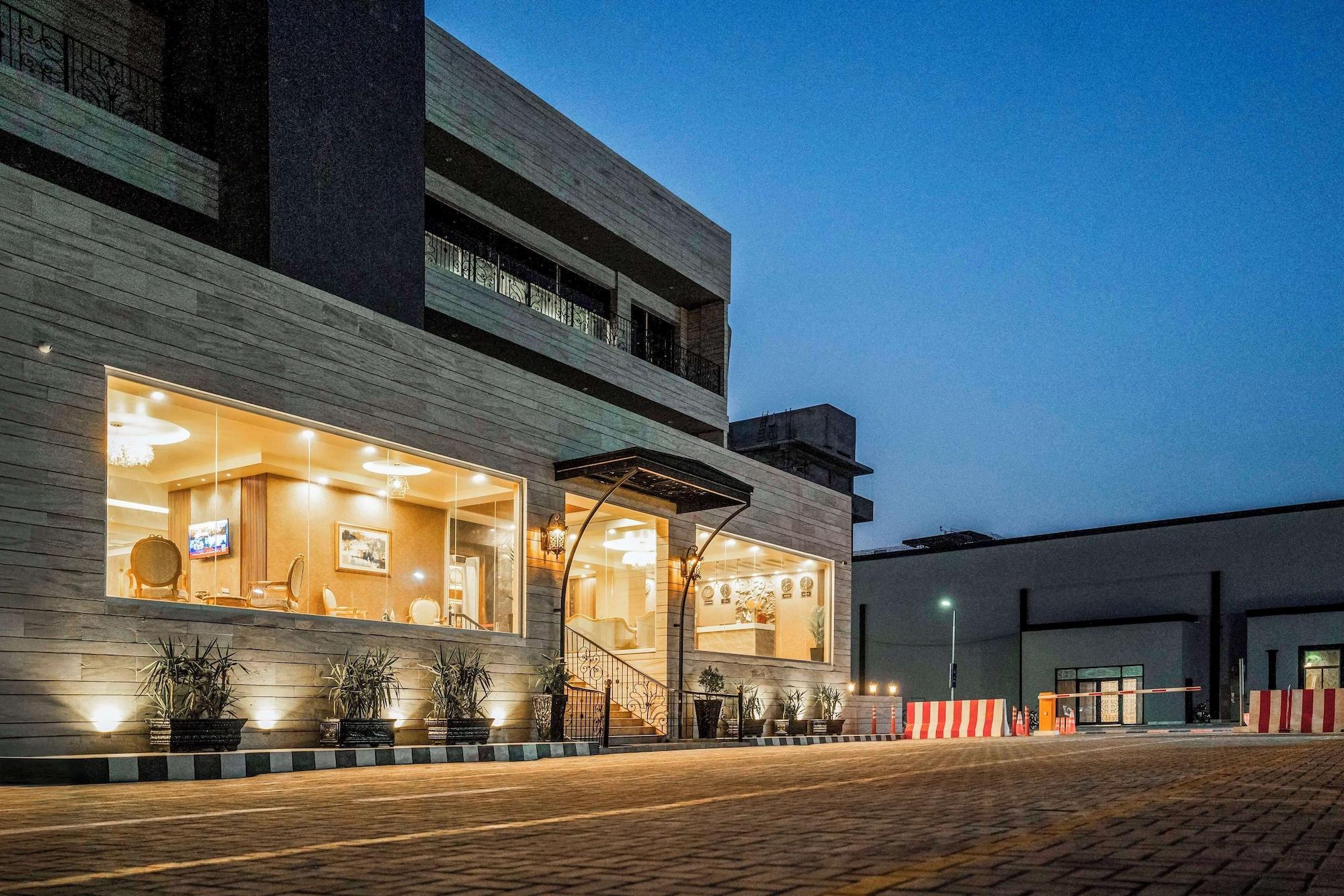 Vista Exterior Best Western Hotel Faisalabad City