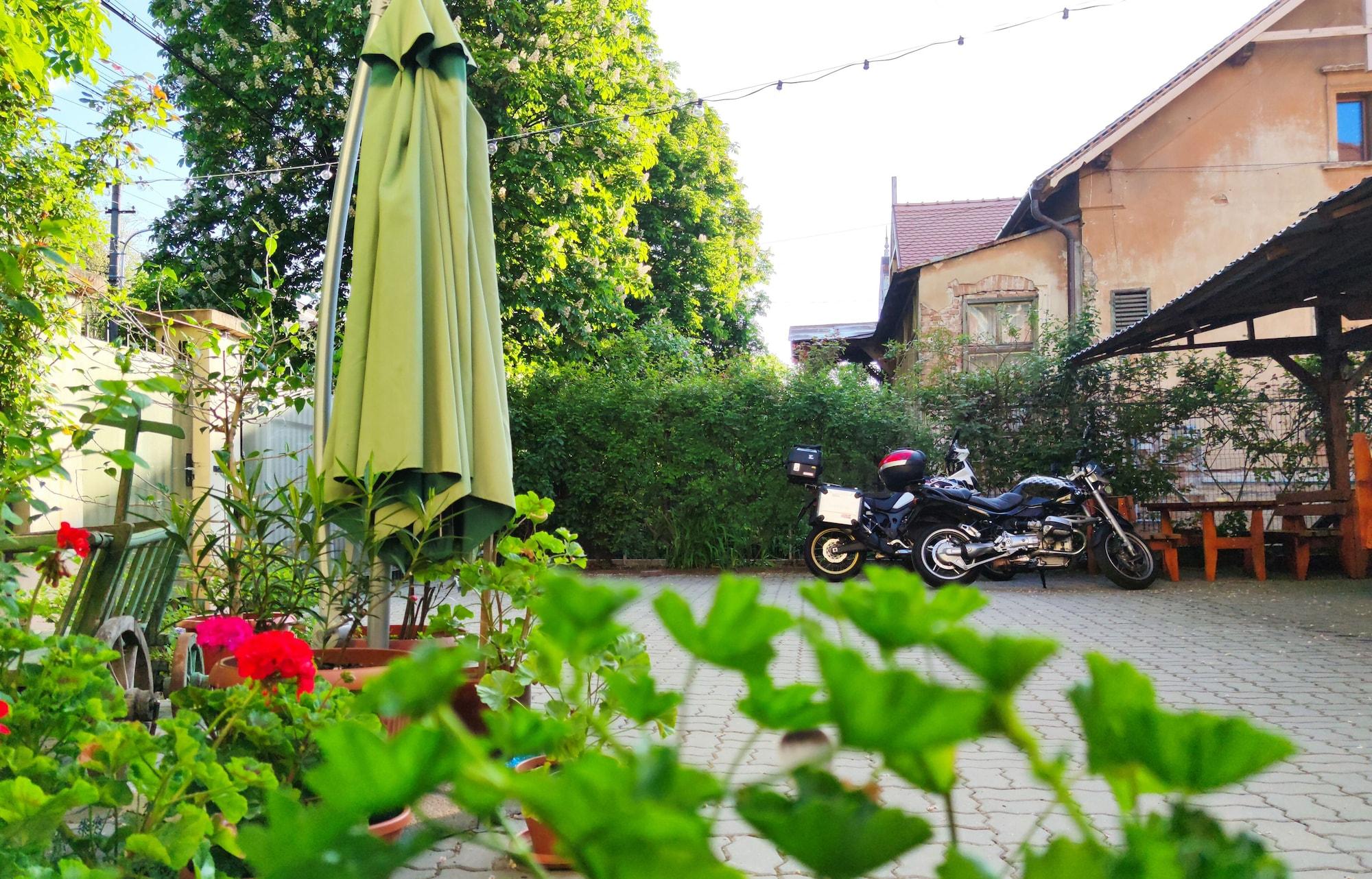Comodidades del Alojamiento Pension Buon Gusto Sibiu - motorcycle friendly