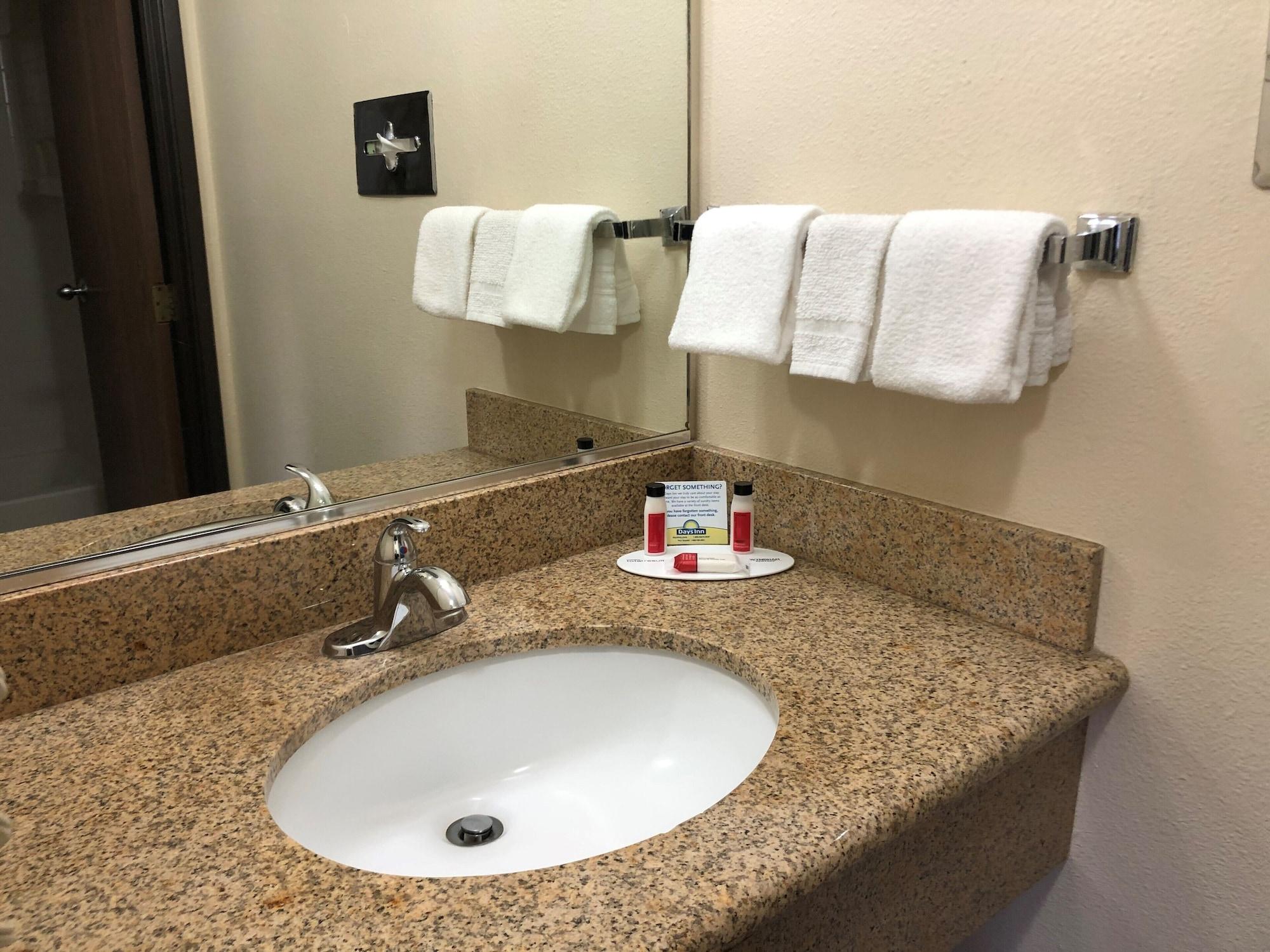Equipamiento de Habitación Days Inn by Wyndham Rio Rancho