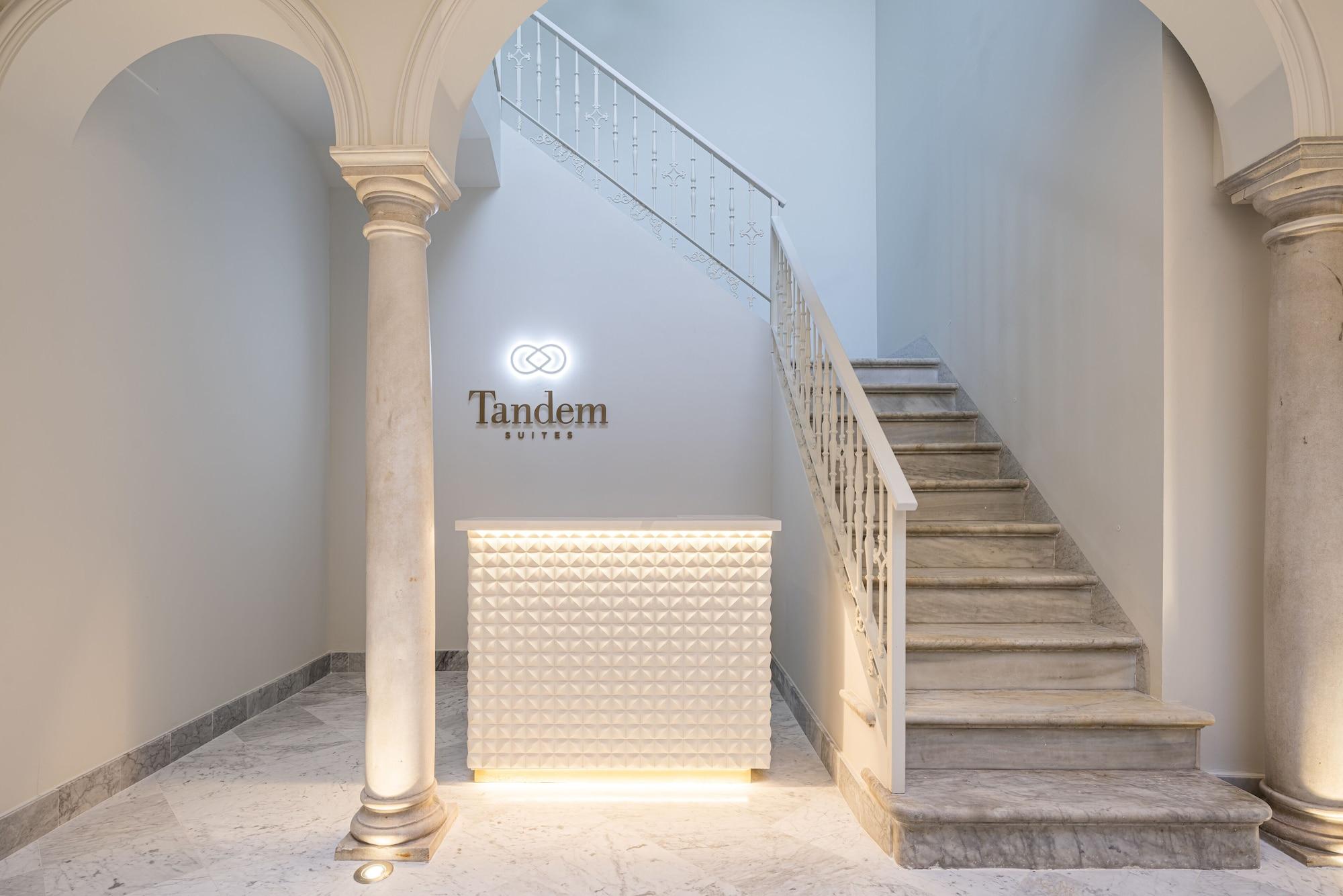 Vista Lobby Tandem Solera