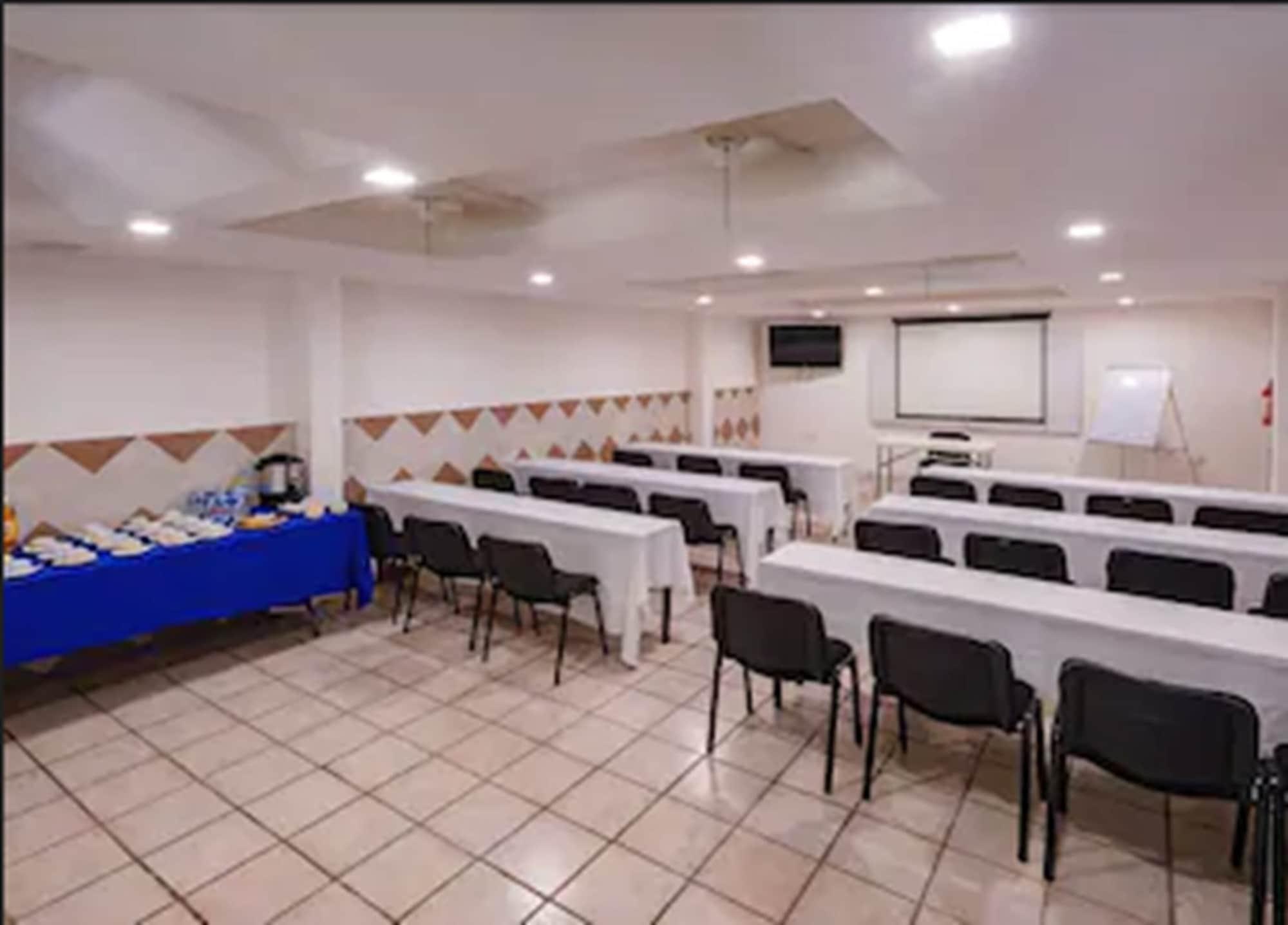 Sala de Reuniones Hotel Acuario Ciudad del Carmen