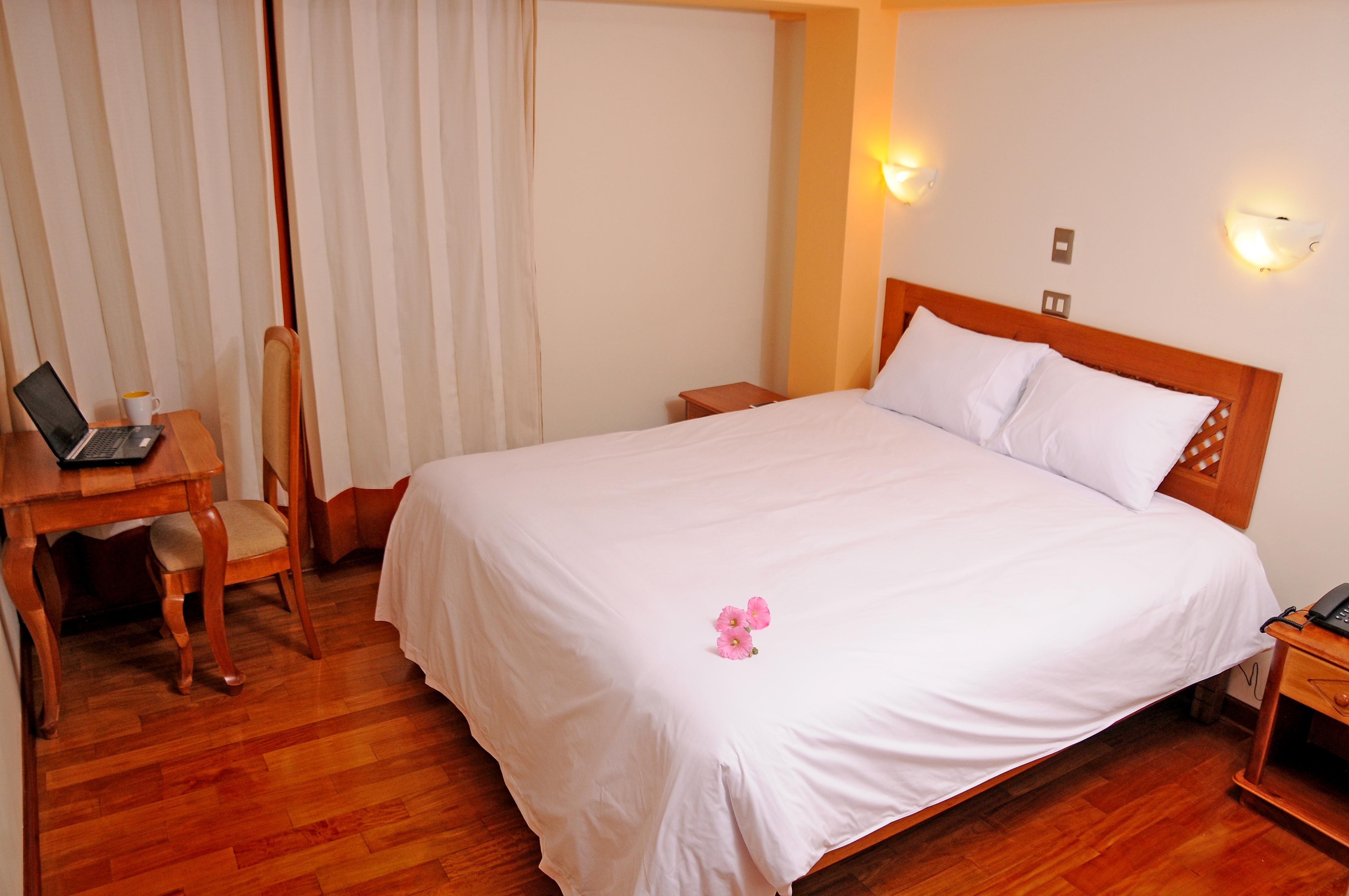 Camas Cavana Hotel Cusco - Piedra Sagrada Inca