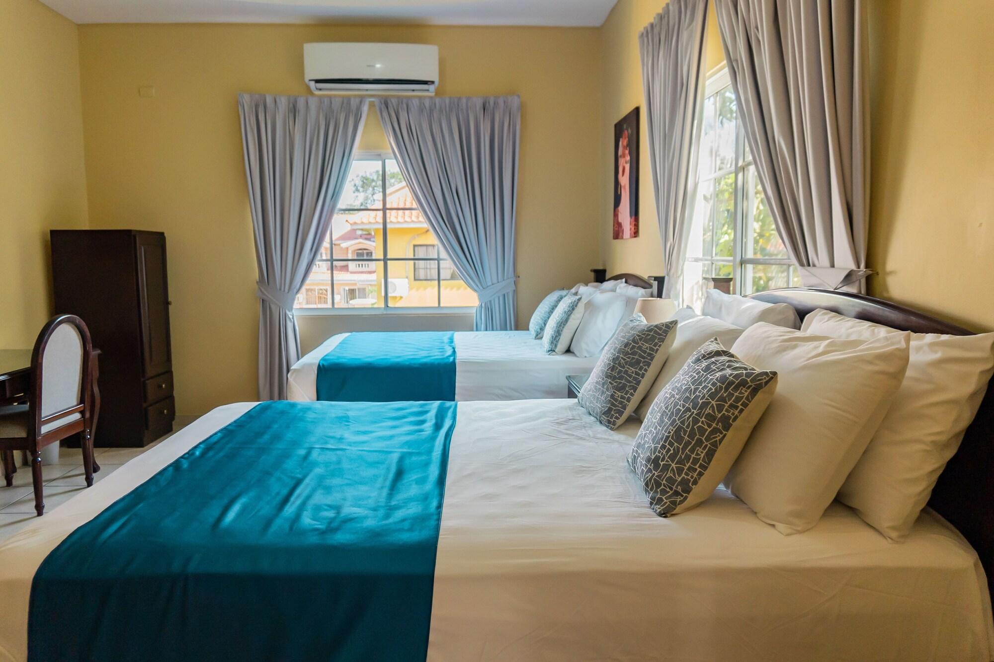 Varios Art Hotel Boutique