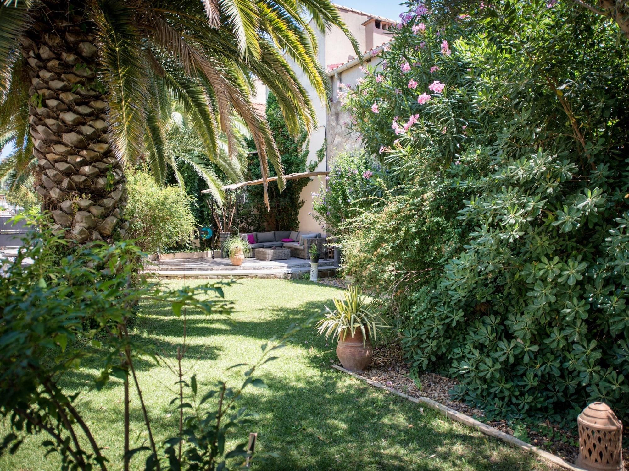 Bar/Salón Villa Ambrosia