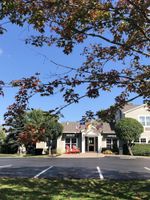 Alojamiento - Amsterdam Inn & Suites Sussex