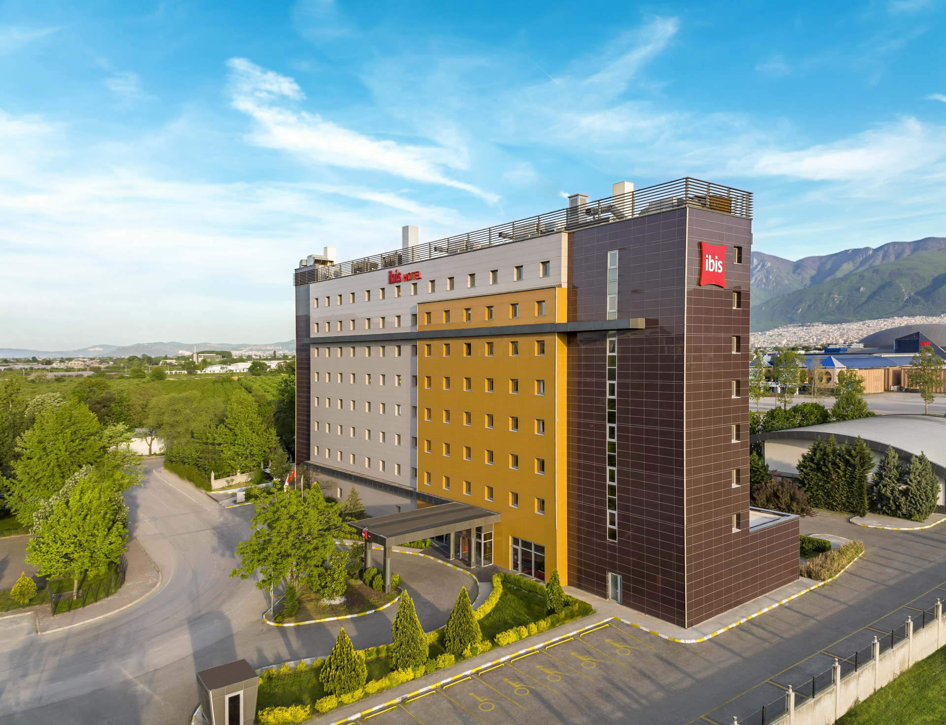 Vista Exterior ibis Bursa