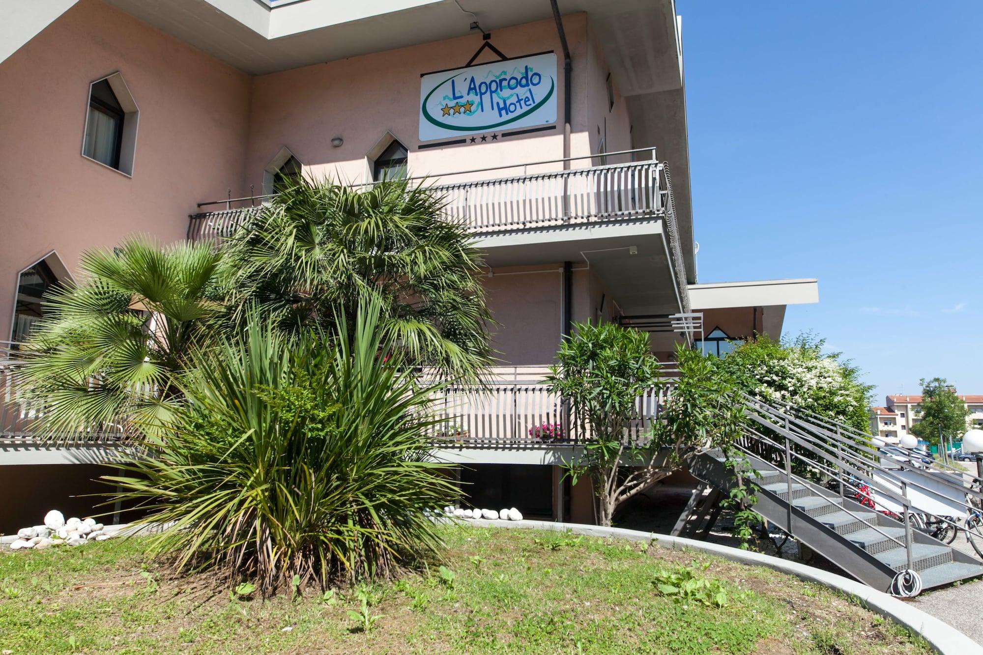 Vista Exterior Hotel L'Approdo