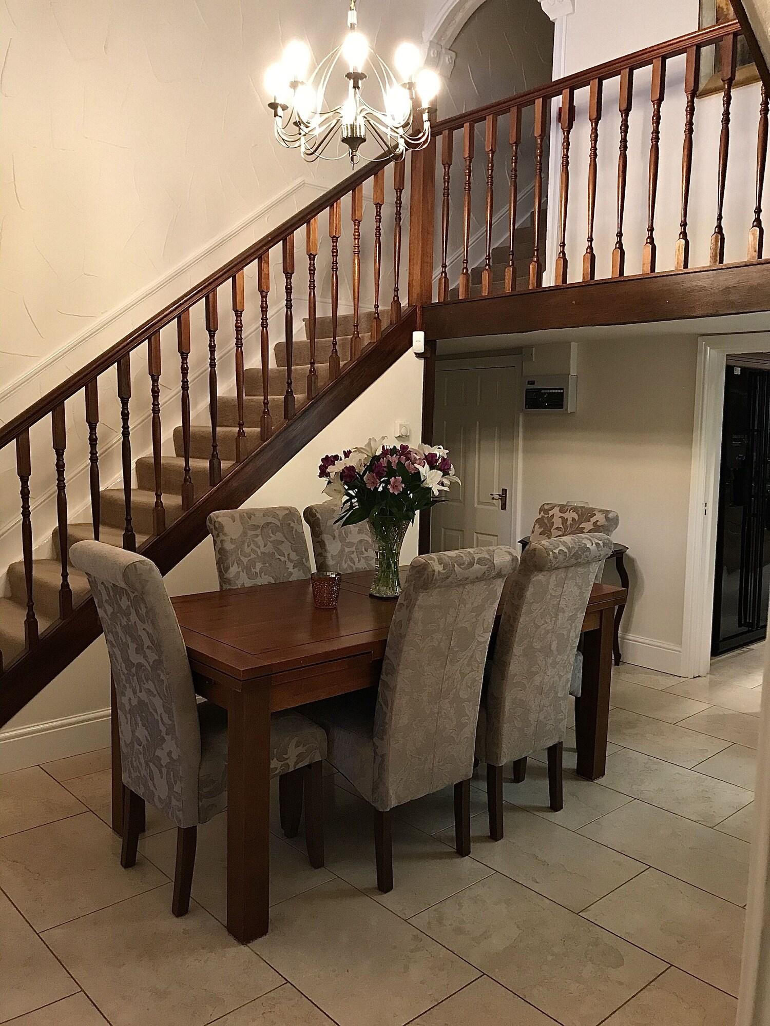 Vista Lobby Bridge Farm Hotel