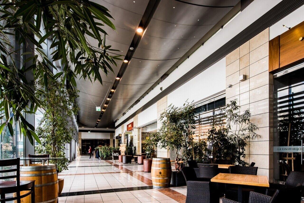 Restaurant Platinum Towers Country 2 Country