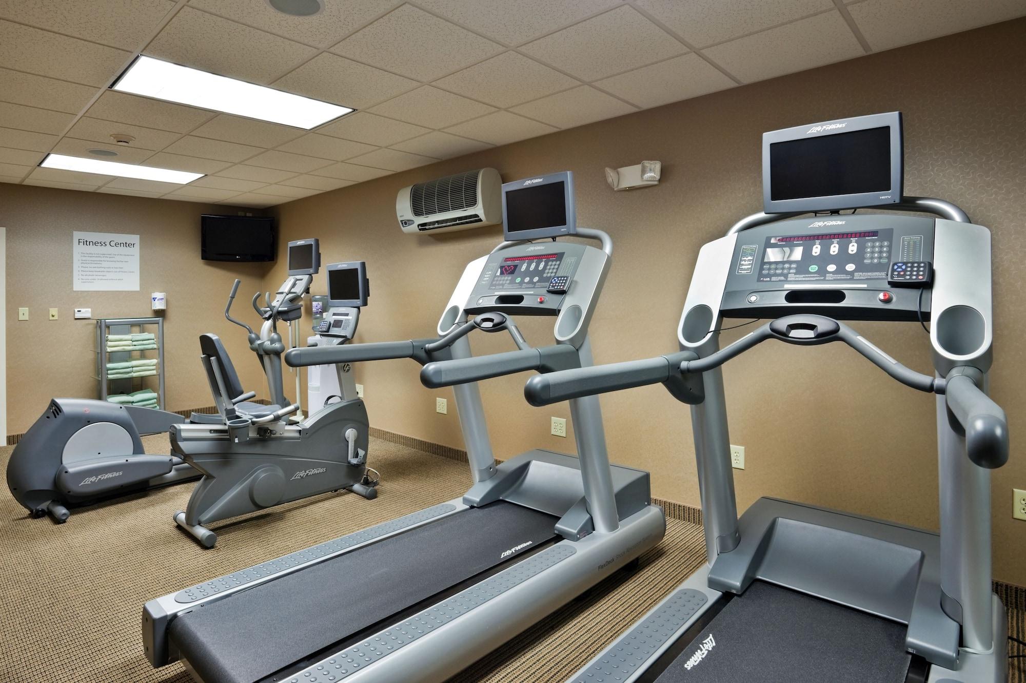 Gimnasio Holiday Inn Express Hotel & Suites Kodak East - Sevierville by IHG
