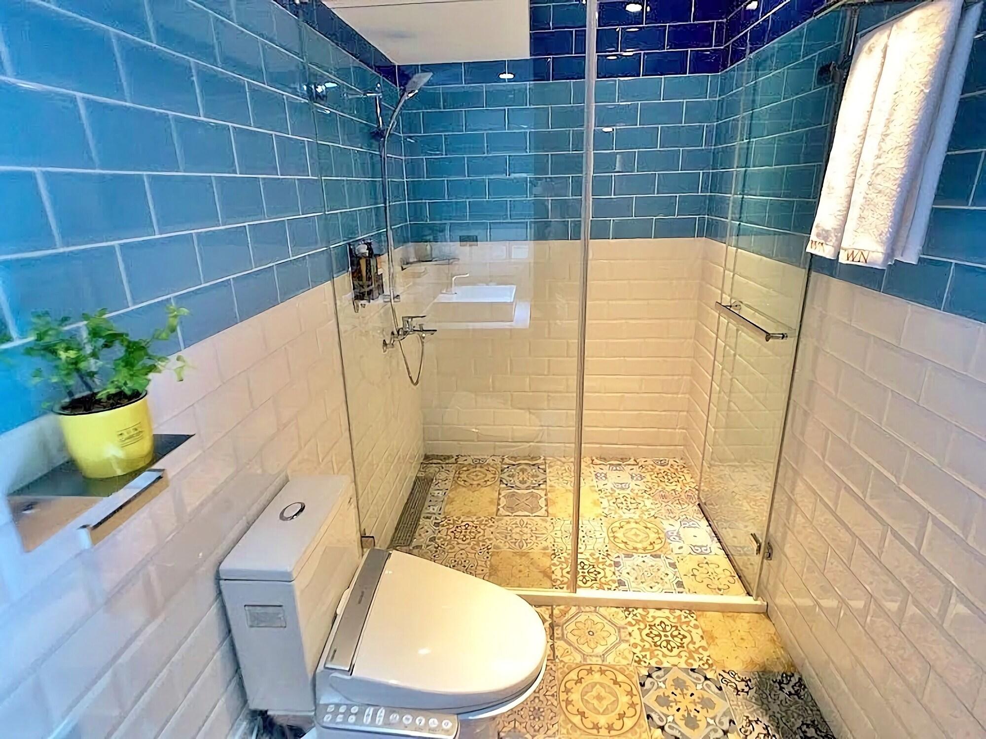 Equipamiento de Habitación Journey Town Inn