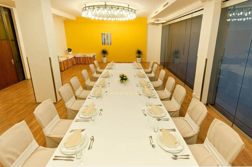 Salón de Baile Hotel Vladimir Ústí nad Labem