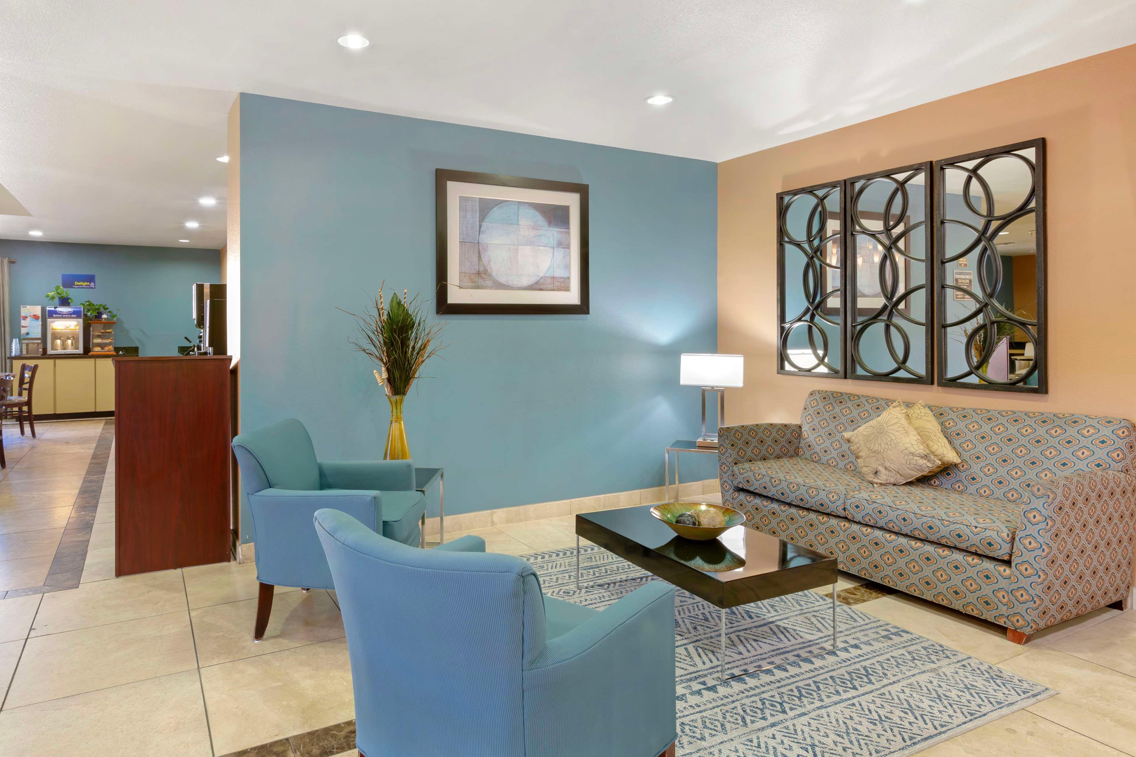 Vista Lobby Best Western Sonora Inn & Suites