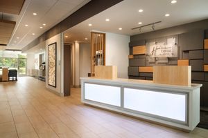 Alojamiento - Holiday Inn Express & Suites Brighton,an IHG Hotel