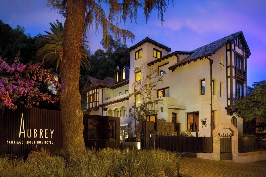 Varios Aubrey Hotel Boutique