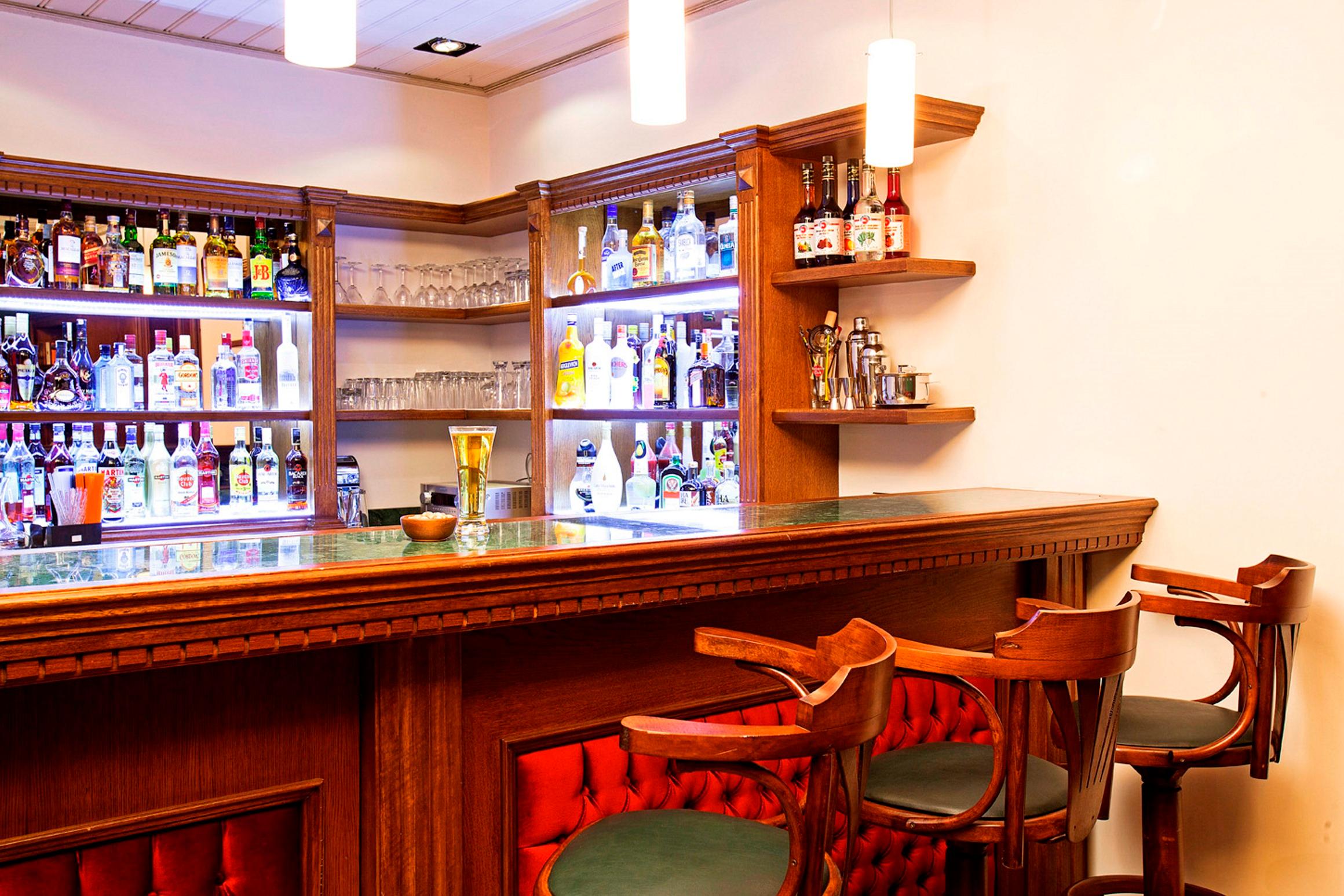 Bar/Salón Celine Hotel