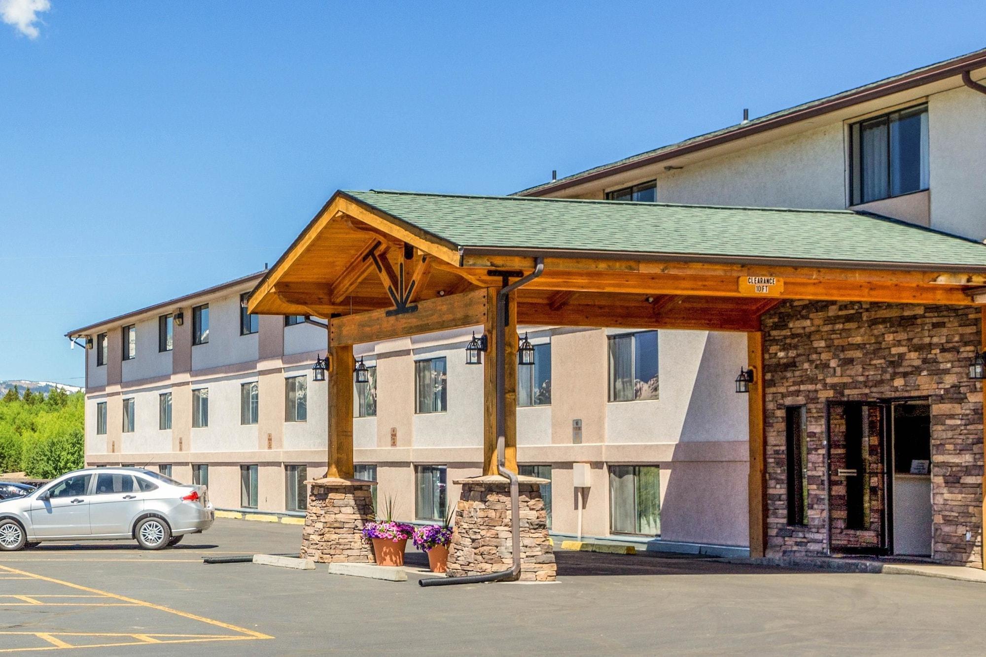 Vista Exterior Rodeway Inn