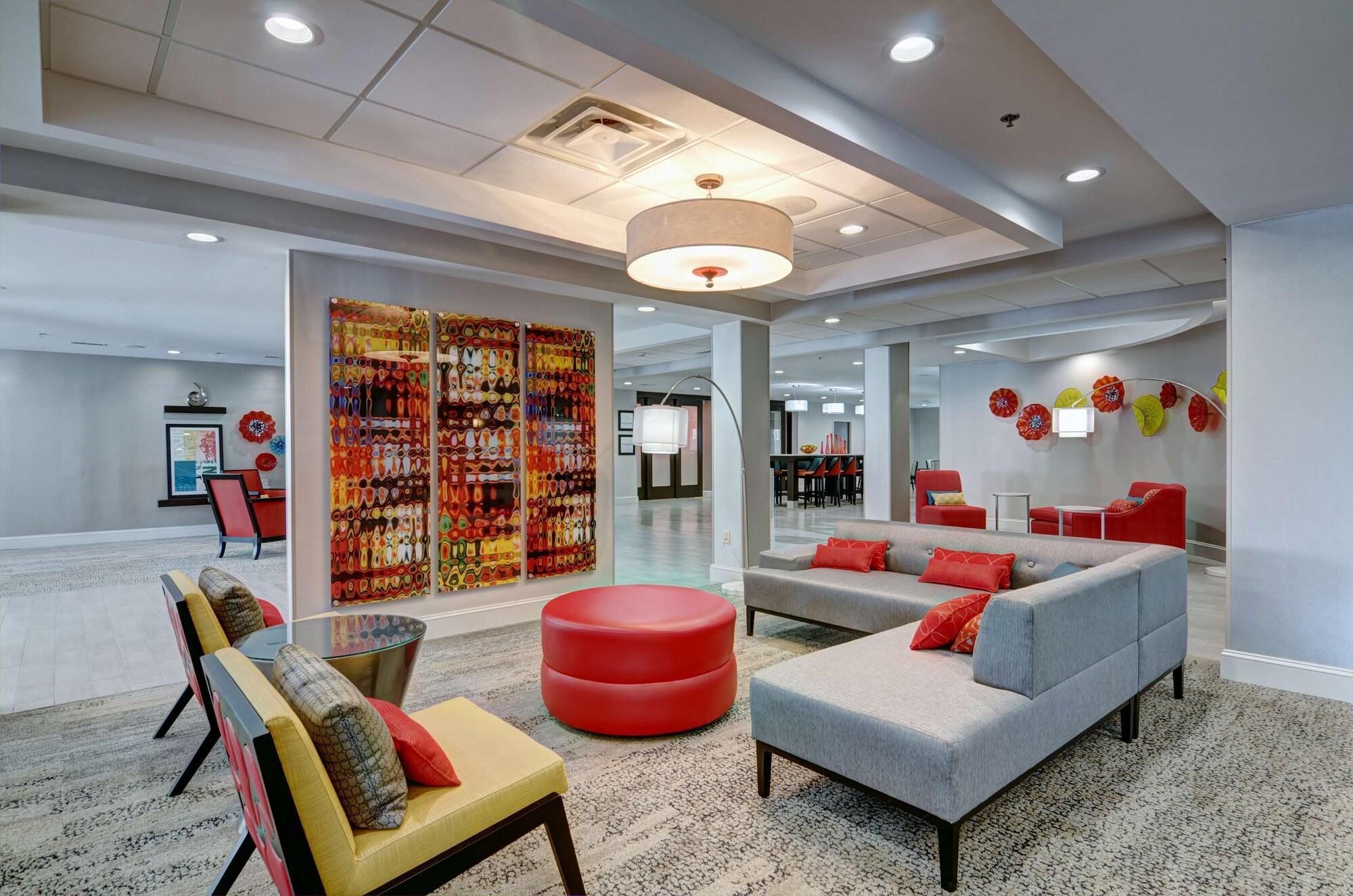 Vista Lobby Hampton Inn Salem, VA