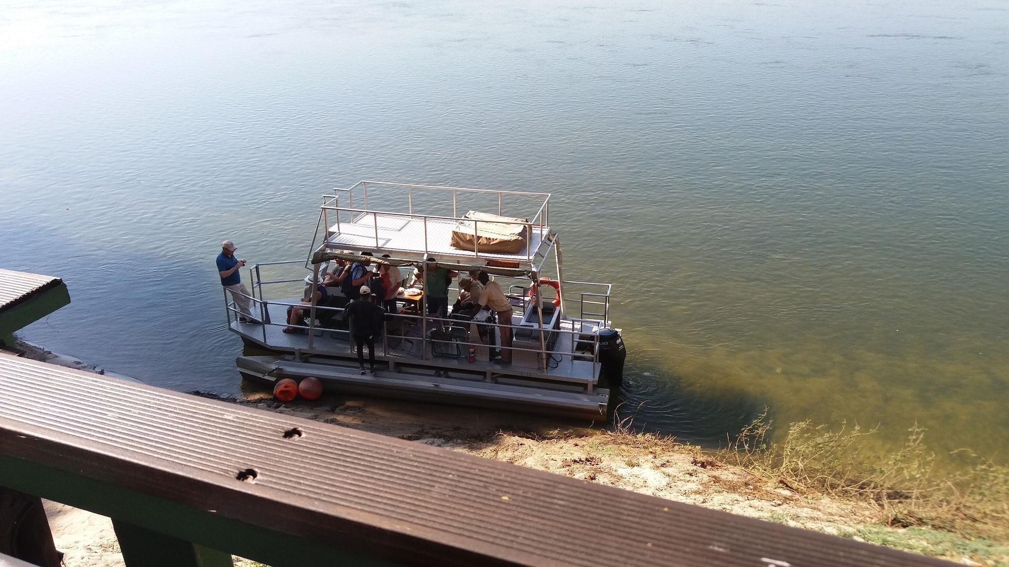 Instalaciones Recreativas Caprivi River Lodge