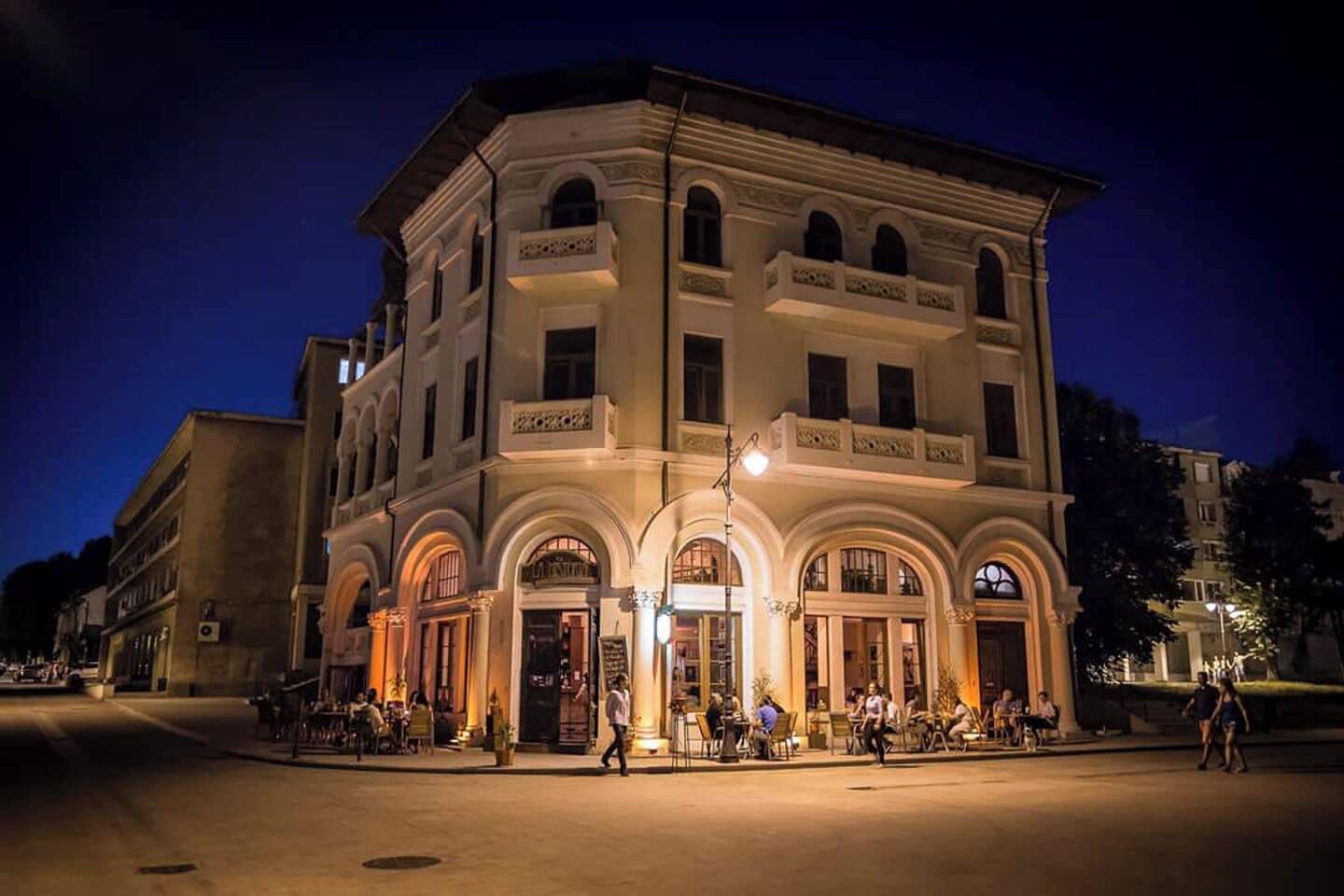 Varios Casa Damadian