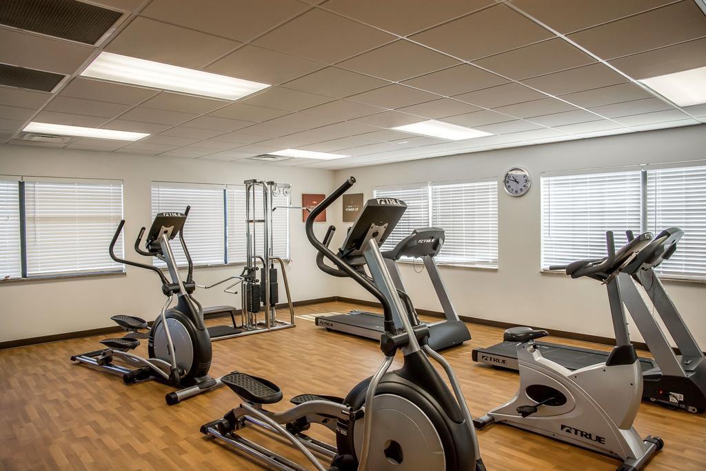 Vista Exterior Spark by Hilton Cincinnati Fairfield