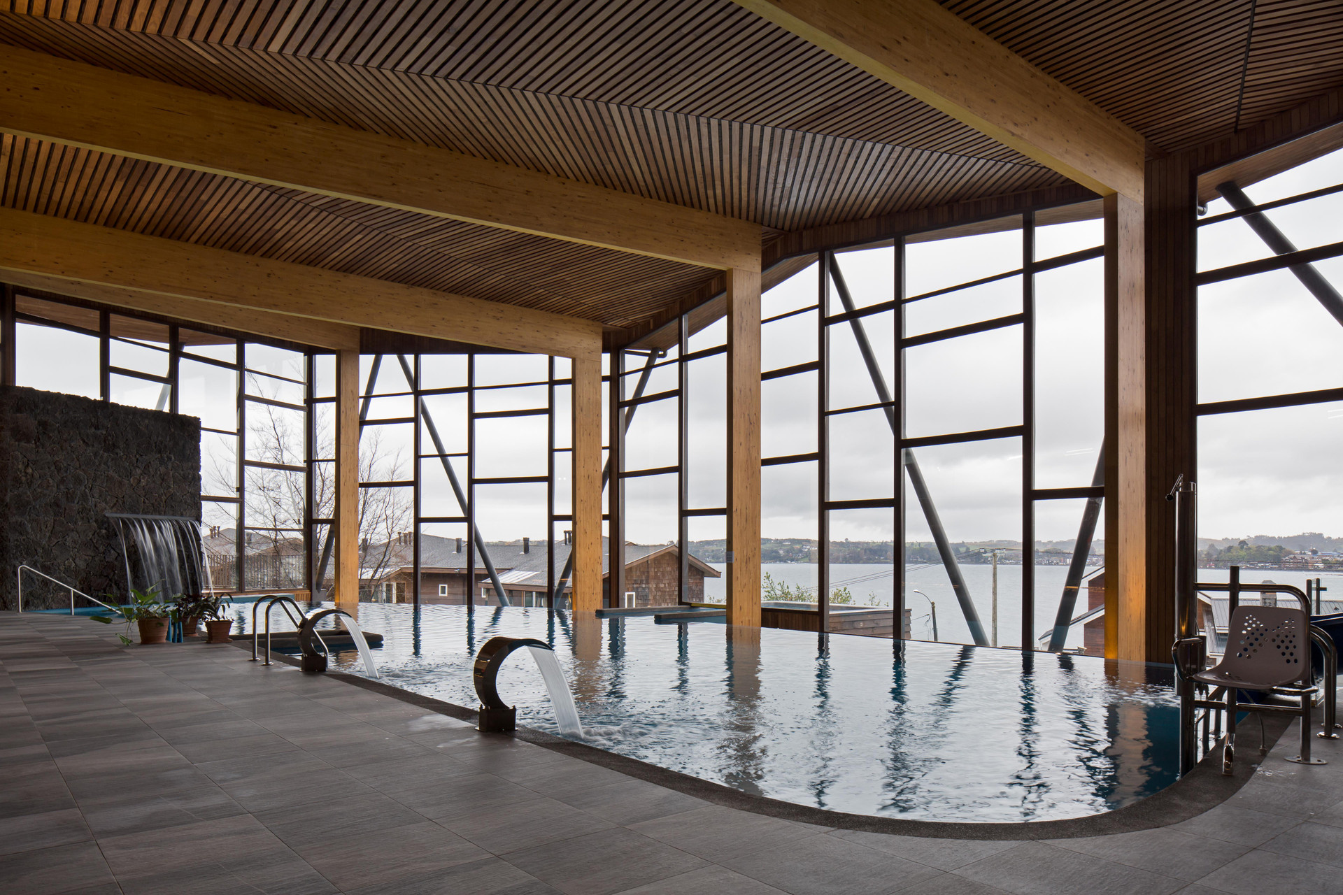 Vista Piscina Hotel Cabaña del Lago Puerto Varas