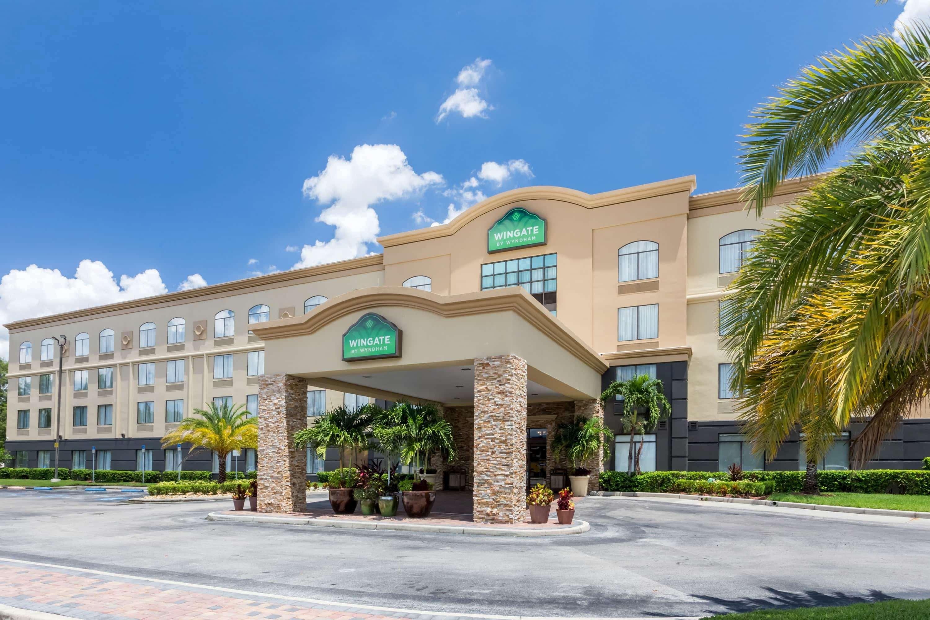 Vista Exterior Wingate by Wyndham Convention Ctr Closest Universal Orlando