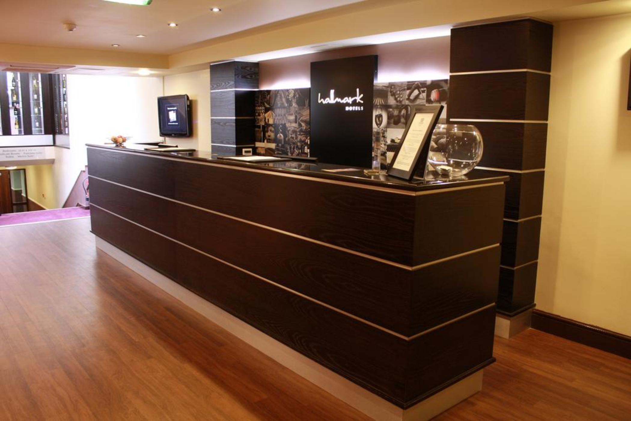 Vista Lobby Gloucester Robinswood Hotel by Sunday