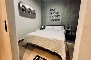 Alquiler Vacacional - Travel VIP Lounge Themed. Private Parking